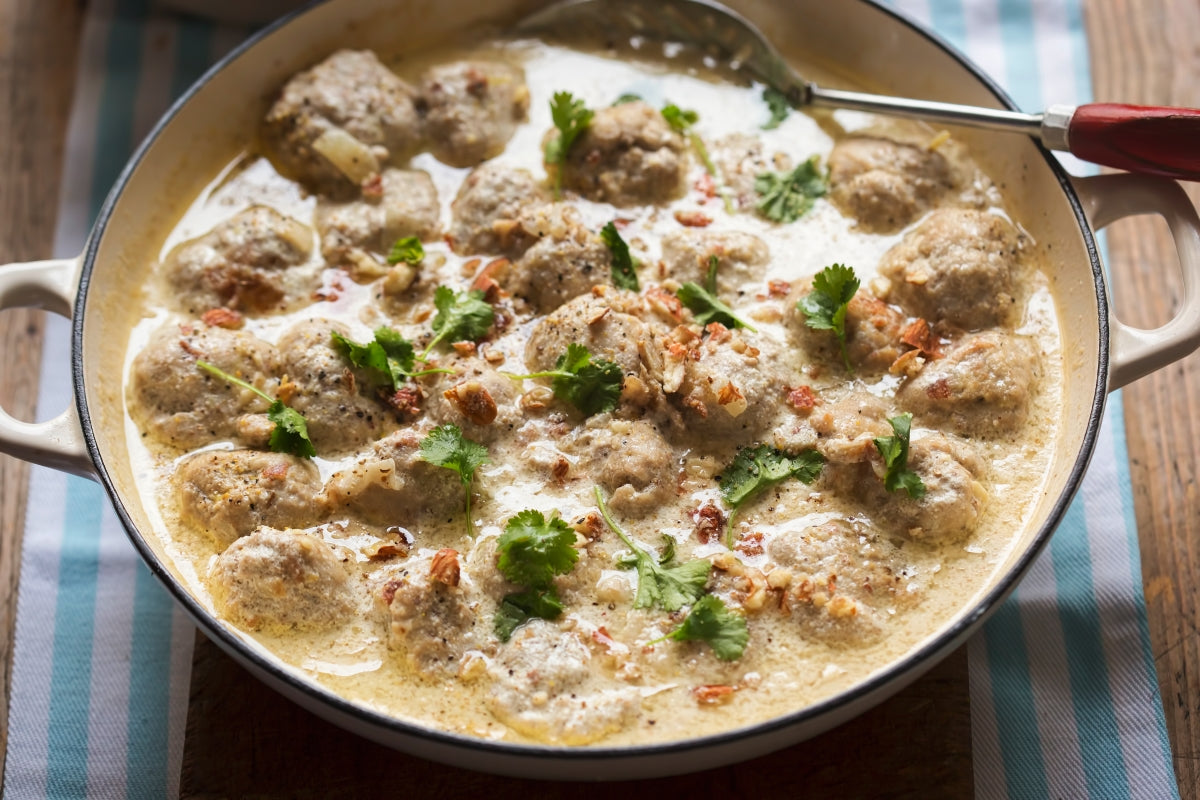 Meatballs in almond sauce – Campo Grande Meatballs in almond sauce – Campo Grande