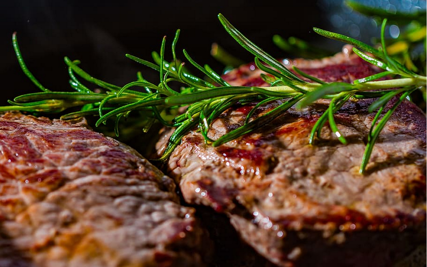 Veal cutlets in bilbaína style