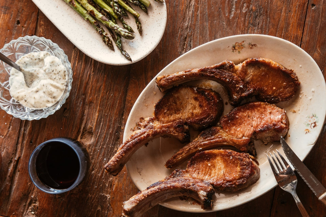 Garlicky herb easy grilled 4-Rib Rack with Thyme Alioli & Asparagus